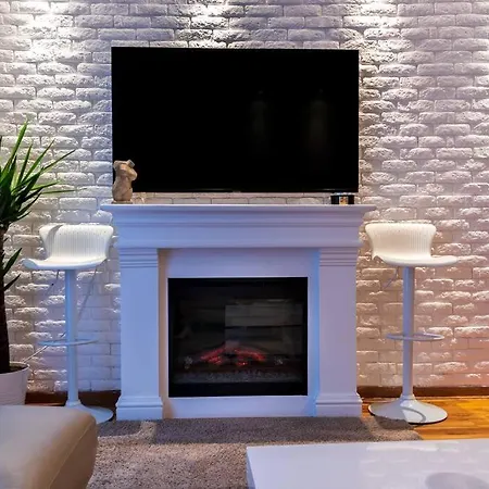 Royalux Zemun Residences Apartment