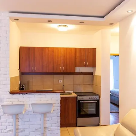 Royalux Zemun Residences Apartment