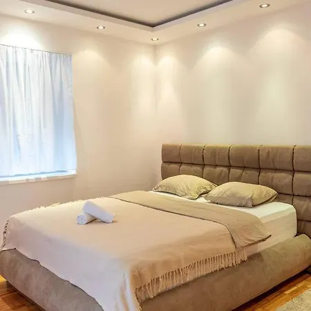 Royalux Zemun Residences * Belgrade